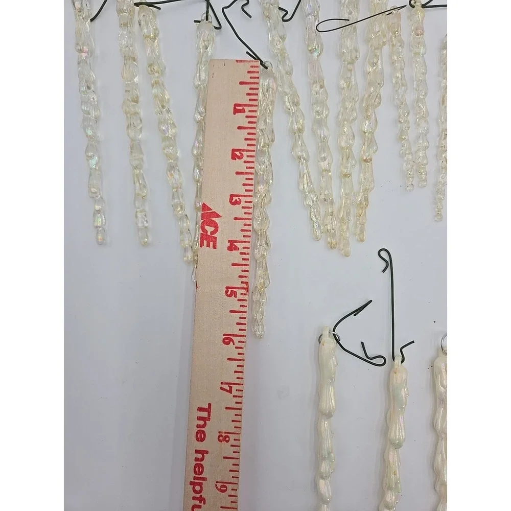 Vtg Lot Of 28 Icicle‎ Ornaments 7 Frosted Shiny 7 Clear Shiny AB 14 Pale Yellow